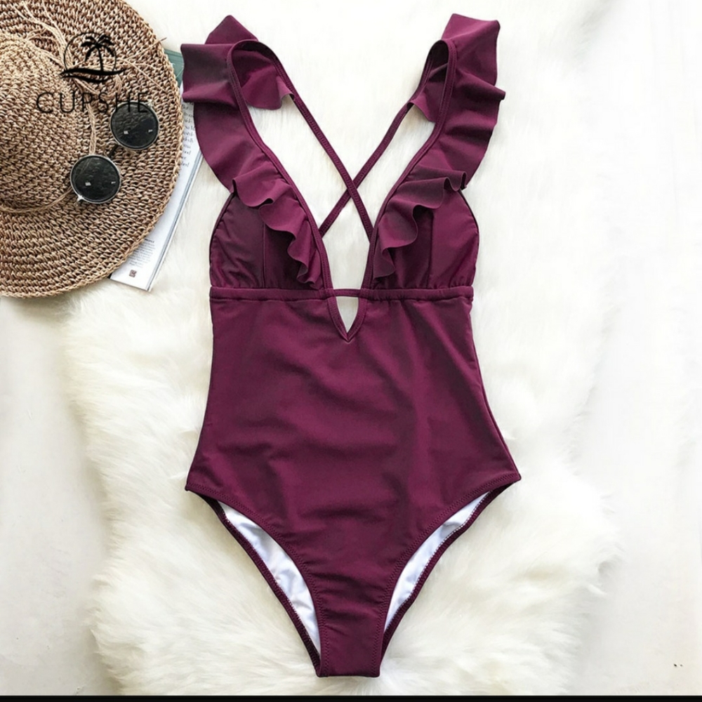 Cupshe Heart Attack Falbala One-piece Swimsuit - S